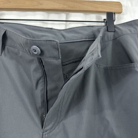 Eddie Bauer Mens Tech Gray Cargo Pants Size 36x30 Outdoor Gorpcore Hiking - Picture 8 of 10